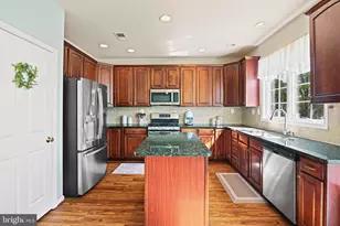22845 Queensbridge Dr, Ashburn, VA 20148 - Photo 6