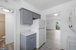 1016 Brixton Ct, Sterling, VA 20164 - Photo 12