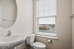 815 Sawback Sq NE, Leesburg, VA 20176 - Photo 10