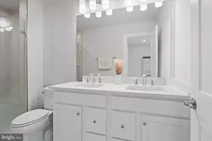 24190 Kilbride Ter, Sterling, VA 20166 - Photo 20