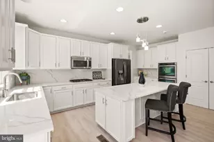 41125 Sheffield Forest Dr, Aldie, VA 20105 - Photo 6