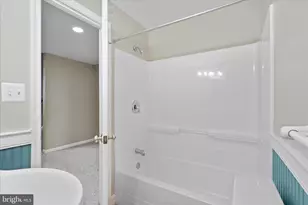 43312 Hagen Ct, Chantilly, VA 20152 - Photo 42