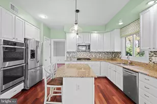 43312 Hagen Ct, Chantilly, VA 20152 - Photo 14