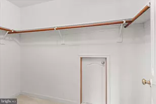 43312 Hagen Ct, Chantilly, VA 20152 - Photo 32