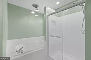 43312 Hagen Ct, Chantilly, VA 20152 - Photo 34