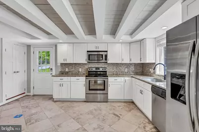 750 S 20th Street, Purcellville, VA 20132 - Photo 12