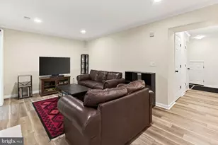 44039 Kings Arms Square, Ashburn, VA 20147 - Photo 18