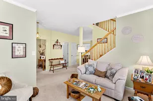 17304 Cedar Bluff Ct, Round Hill, VA 20141 - Photo 8