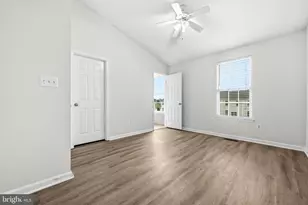 25154 Monteith Terrace, Chantilly, VA 20152 - Photo 18