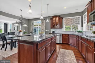 15631 Avebury Manor Pl, Leesburg, VA 20176 - Photo 16