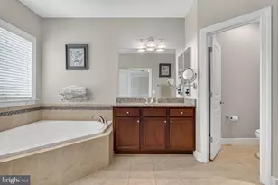 15631 Avebury Manor Pl, Leesburg, VA 20176 - Photo 28
