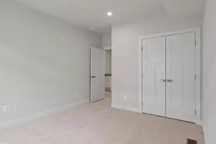 24230 Ullapool Ter, Sterling, VA 20166 - Photo 16