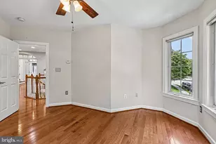 24896 Castleton Dr, Chantilly, VA 20152 - Photo 28