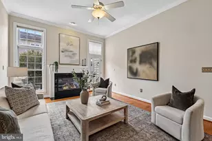 24896 Castleton Dr, Chantilly, VA 20152 - Photo 12