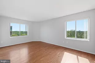 19365 Cypress Ridge Terrace, Leesburg, VA 20176 - Photo 24