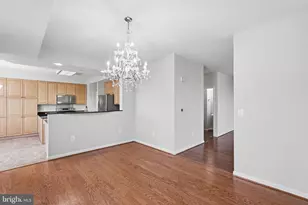 19365 Cypress Ridge Terrace, Leesburg, VA 20176 - Photo 16