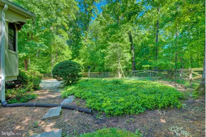44 Carrollton Road, Sterling, VA 20165 - Photo 70