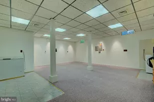 44 Carrollton Rd, Sterling, VA 20165 - Photo 52