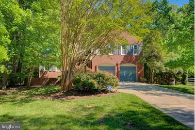 44 Carrollton Road, Sterling, VA 20165 - Photo 2