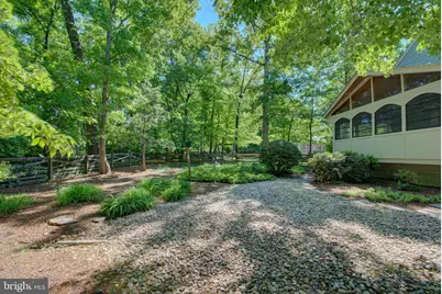 44 Carrollton Road, Sterling, VA 20165 - Photo 70