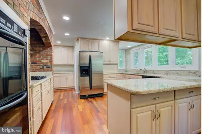 44 Carrollton Road, Sterling, VA 20165 - Photo 18