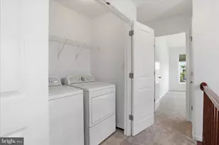 25101 Croxley Green Square, Aldie, VA 20105 - Photo 34