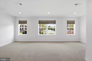 25101 Croxley Green Square, Aldie, VA 20105 - Photo 22