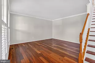 25845 Spring Farm Cir, Chantilly, VA 20152 - Photo 10
