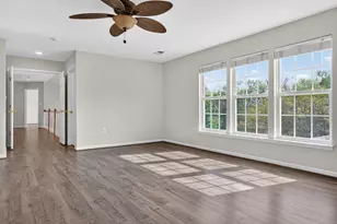 25845 Spring Farm Cir, Chantilly, VA 20152 - Photo 24