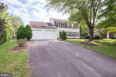 10136 Yorktown Drive, Great Falls, VA 22066 - Photo 1
