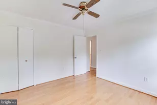 10136 Yorktown Dr, Great Falls, VA 22066 - Photo 32