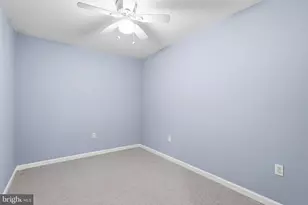 17241 Pickwick Dr, Purcellville, VA 20132 - Photo 32