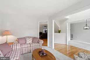 17241 Pickwick Dr, Purcellville, VA 20132 - Photo 14
