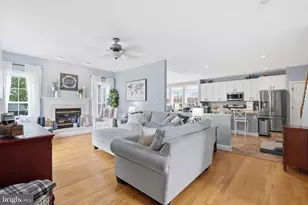 43333 Wintersrun Ct, Ashburn, VA 20147 - Photo 6