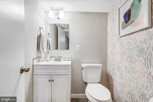 17 Palmer Ct, Sterling, VA 20165 - Photo 20