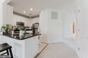 24588 Byrne Meadow Square, Aldie, VA 20105 - Photo 10