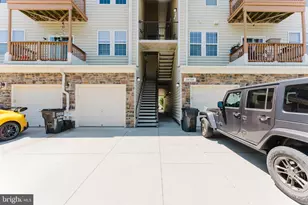 24588 Byrne Meadow Square, Aldie, VA 20105 - Photo 28