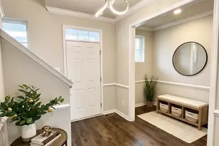 813 Mildenhall Ct, Purcellville, VA 20132 - Photo 2