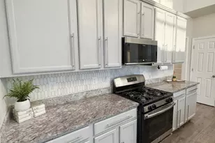 813 Mildenhall Ct, Purcellville, VA 20132 - Photo 6