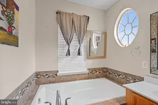 17571 Lethridge Circle, Round Hill, VA 20141 - Photo 38