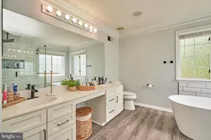 20952 Hollyberry Ct, Ashburn, VA 20147 - Photo 32
