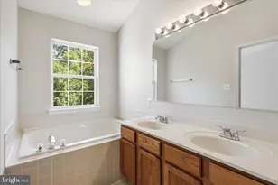45618 Grand Central Sq, Sterling, VA 20166 - Photo 14