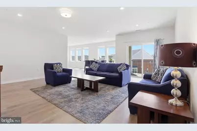 700 Mount Airy Terrace NE #301, Leesburg, VA 20176 - Photo 8