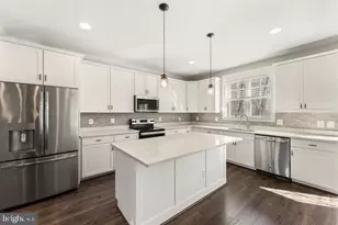 602 Savile Row Terrace, Purcellville, VA 20132 - Photo 14