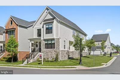 23099 Glenwood Heights Circle, Brambleton, VA 20148 - Photo 4