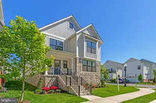 23099 Glenwood Hts Cir, Brambleton, VA 20148 - Photo 1