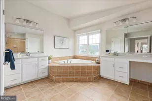 42671 Leaflet Ln, Chantilly, VA 20152 - Photo 34