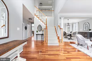 42671 Leaflet Ln, Chantilly, VA 20152 - Photo 4