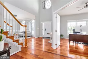 42671 Leaflet Ln, Chantilly, VA 20152 - Photo 6