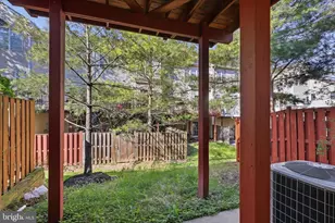 25828 Kirkwood Square, Chantilly, VA 20152 - Photo 28